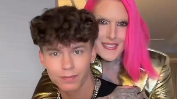 La colaboración entre Drake Von y Jeffree Star provoca una gran reacción