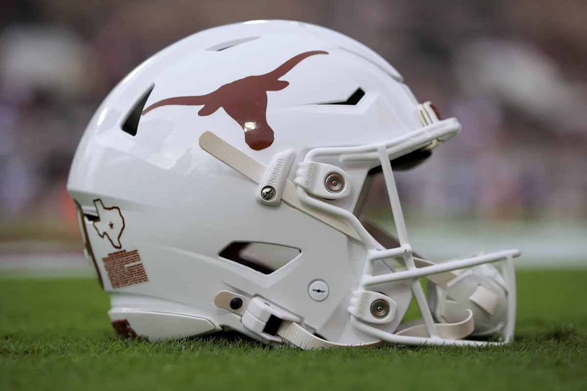 El compromiso de 5 estrellas de Texas, John Meredith III, se reclasifica para unirse a los Longhorns antes de la temporada 2026
