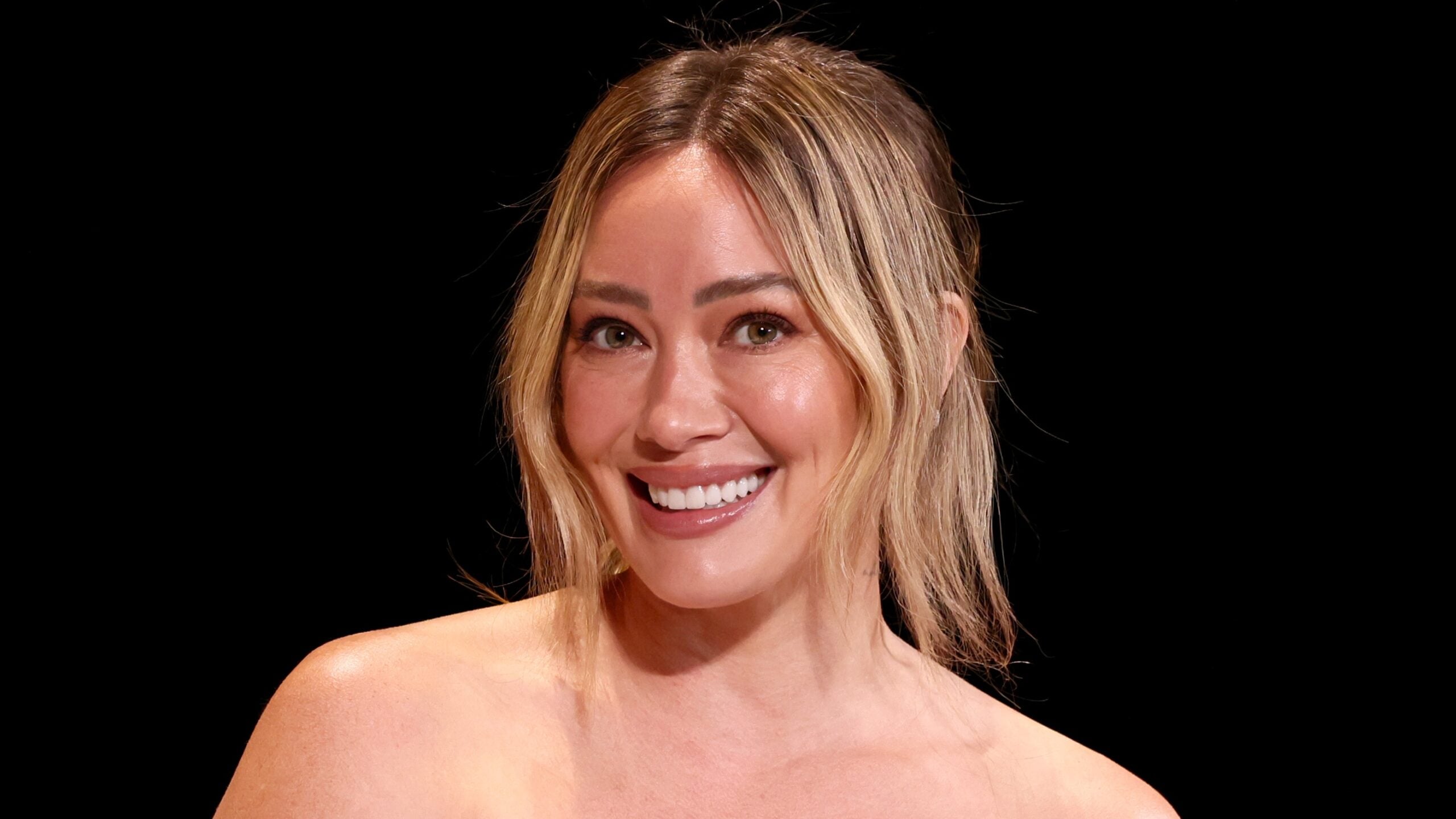 0512_hilaryduff_header-scaled.jpg
