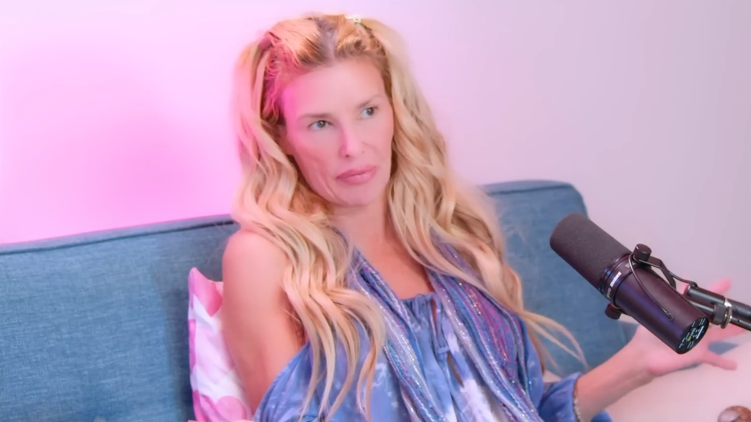 0608_use_brandiglanville_03-Cropped.png