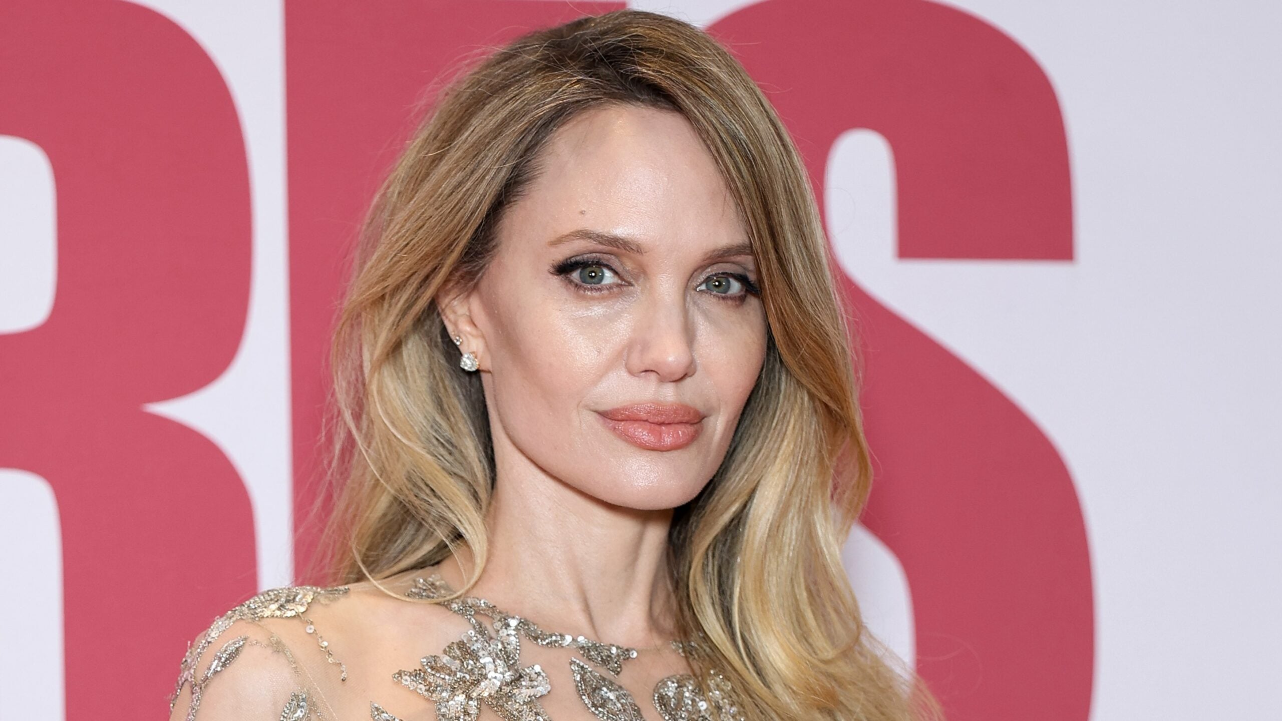 Angelina Jolie no ha tenido citas en la década desde su divorcio