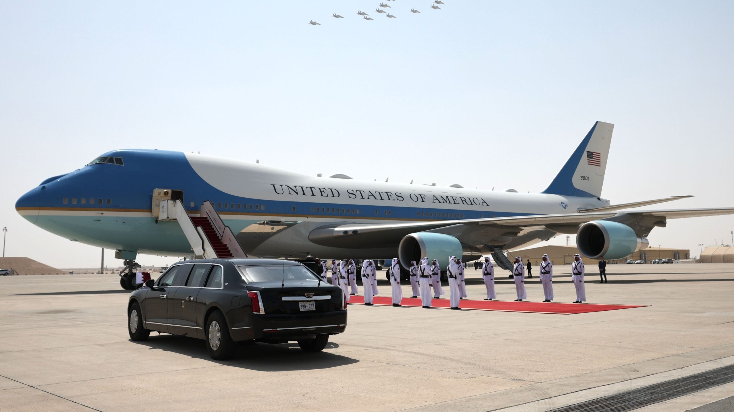 Donald Trump abandona avión qatarí de 400 millones de dólares por el Air Force One