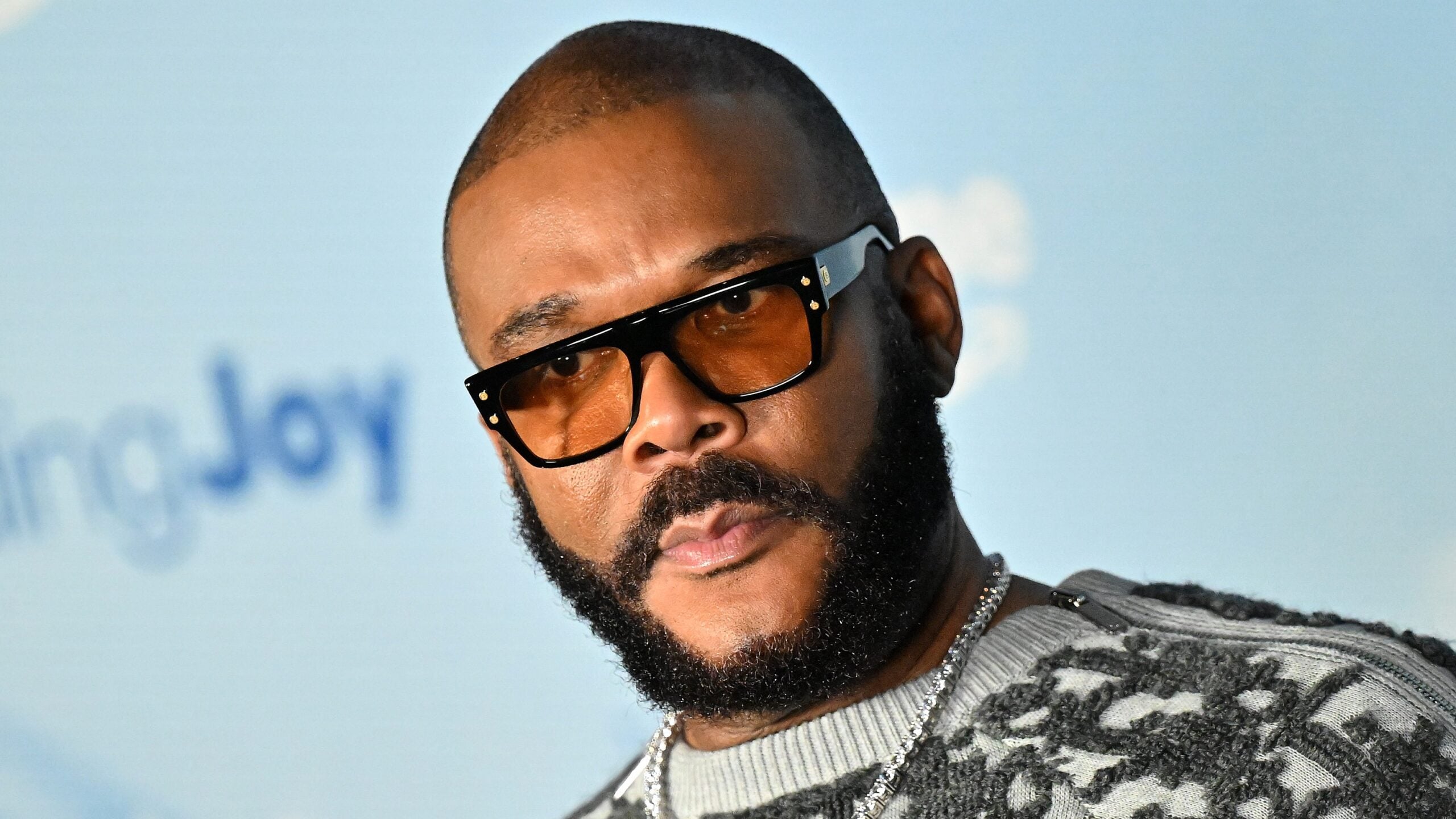 Tyler Perry responderá preguntas sobre orientación sexual en demanda