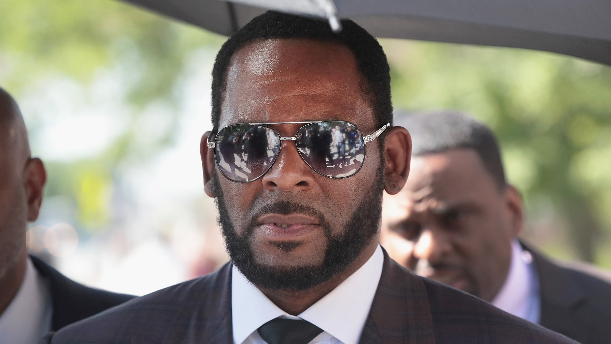R. Kelly le ruega oficialmente a Donald Trump que lo saque de prisión