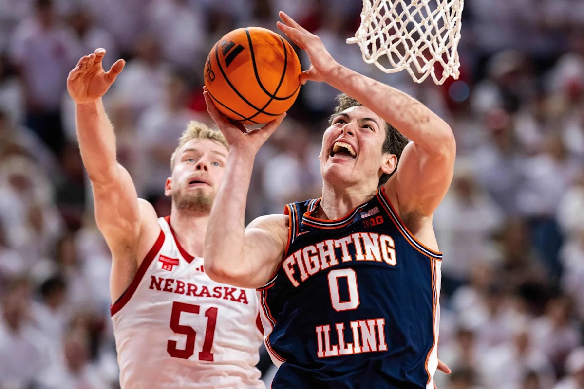 El No. 9 Illinois inflige su segunda derrota consecutiva al No. 5 Nebraska, ganando 78-69 en Lincoln