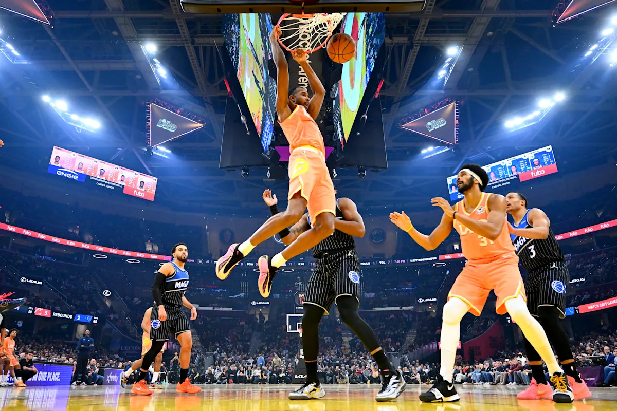 El delantero de los Cavs, Evan Mobley, marginado por distensión en la pantorrilla izquierda, será reevaluado en 1 a 3 semanas