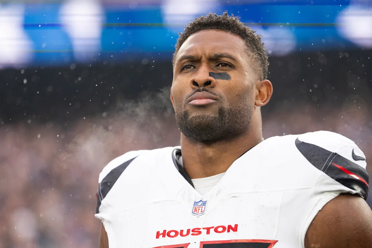 La DE de los Texans, Danielle Hunter, acuerda una extensión de un año y 40,1 millones de dólares después de una temporada de 15 capturas