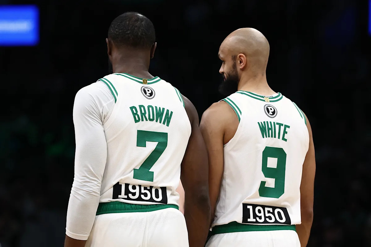 Los Celtics eliminan a los Bucks, 107-79, en el primer NBA Pioneers Classic para homenajear a los primeros jugadores negros de la liga