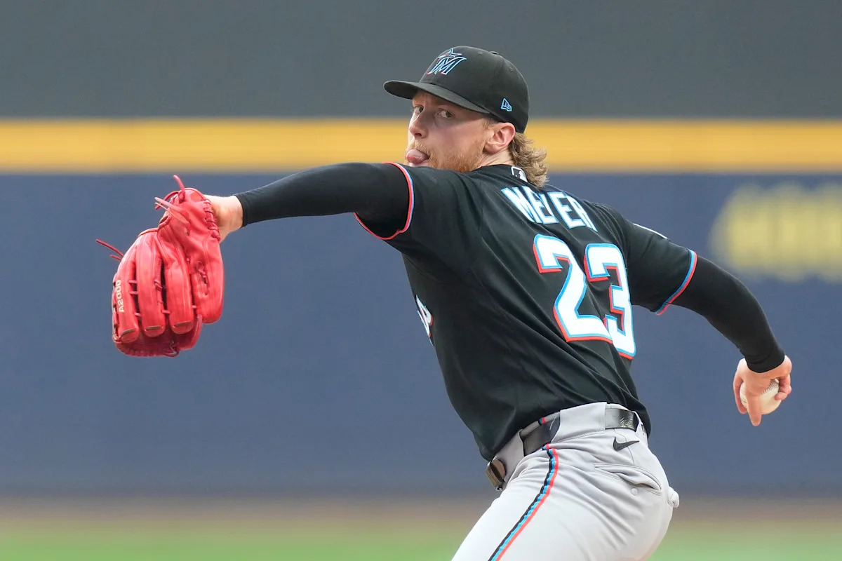 Los Marlins colocan al lanzador All-Star Max Meyer en IL por distensión en el cuello, el calendario de regreso es incierto
