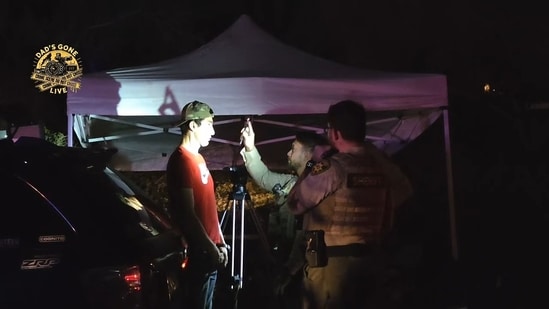 Caso Nancy Guthrie: Agentes y cámaras vistos afuera de su casa en el área de Tucson – “¿Qué está pasando?” »