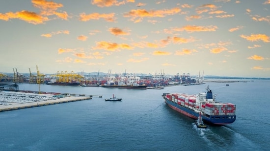 Las aseguradoras marítimas Skuld y Gard cancelan la cobertura de riesgo de guerra debido al conflicto con Irán