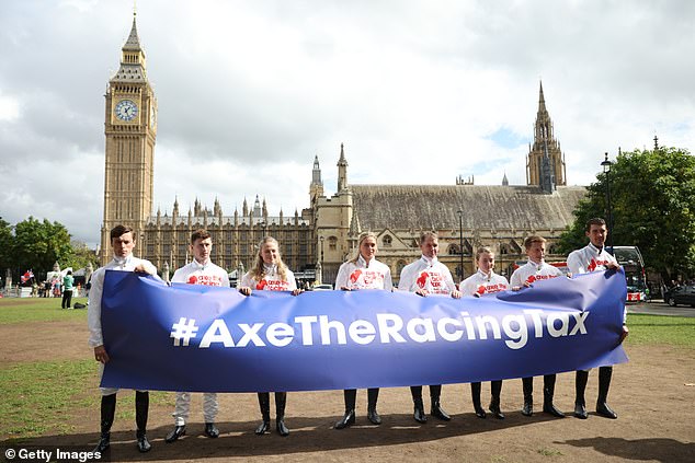CALUM McCLURKIN: Racing no puede dormirse en los laureles después de los recortes presupuestarios