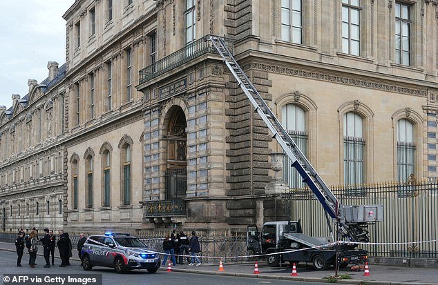 103131861-0-French_police_officers_stand_next_to_a_furniture_elevator_used_b-a-1_1761488670568.jpg