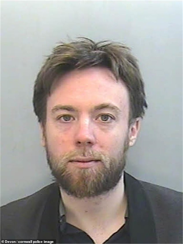 El asesino de lancha rápida Jack Shepherd acusado de agredir a su nueva novia después de salir de prisión