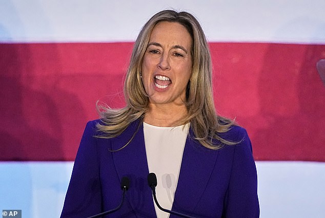 103602119-15259285-New_Jersey_voters_elected_Democratic_gubernatorial_candidate_Mik-a-1_1762321095160.jpg