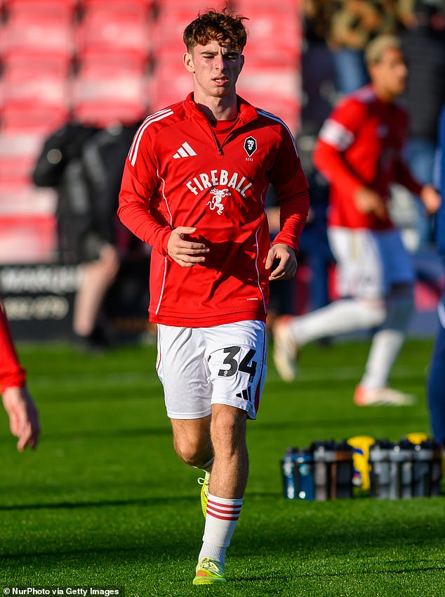 El héroe del Son of Man United marca dos goles sublimes en su debut completo con el Salford City