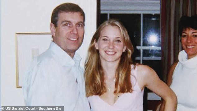 La bomba de los correos electrónicos de Epstein confirma que la foto de ‘Andrew y Virginia’ es real y revela un mensaje del entonces Príncipe a su amigo financiero pedófilo pidiendo ayuda para limpiar su nombre.