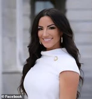 Ex porrista de Washington critica a los fanáticos que abuchearon a Trump en el juego de Commanders: “No sé qué es bueno para ellos”