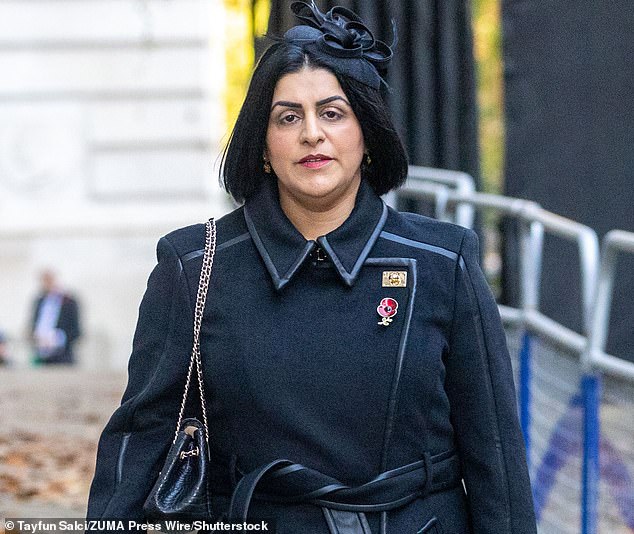 El Partido Laborista va a abolir la policía y los comisionados contra el crimen en un intento por reducir la burocracia, entregando en su lugar la supervisión de la vigilancia policial a los concejos y alcaldes.