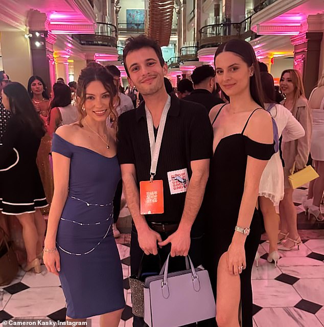 Conozca al jovencito ‘incondicional’ que se enfrentó al sucesor de Kennedy en las primarias más candentes: la peor pesadilla de Trump le cuenta al Daily Mail lo que ha planeado para su atractivo rival