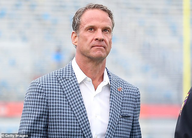 Por qué Lane Kiffin está retrasando la decisión de LSU después de una reunión de ‘una hora’ con el jefe de Ole Miss