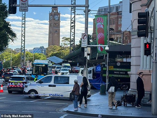 El tráfico del CBD de Sydney se paraliza después de que un ciclista muere en un accidente con un camión de basura