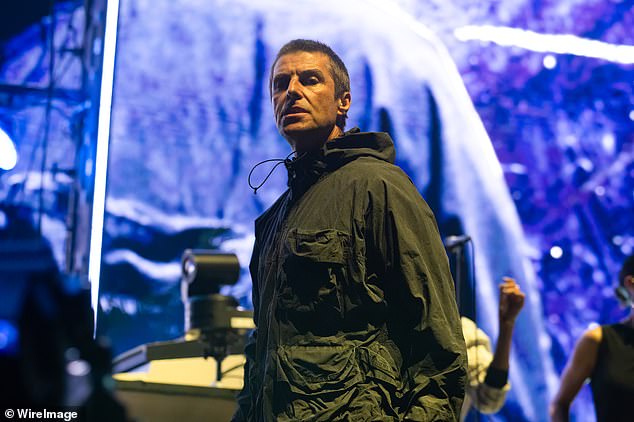 Liam Gallagher compra la mansión de Cotswolds de la ‘leyenda del fútbol Tony Adams’ por £ 4,2 millones después del éxito de la gira de reunión de Oasis