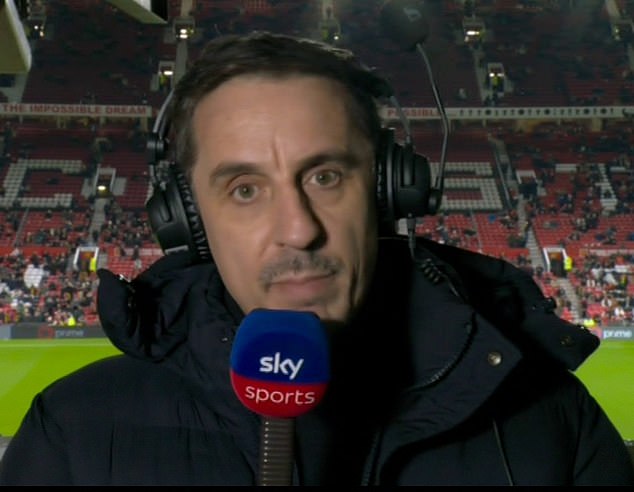 Gary Neville está furioso por las “complicadas” decisiones tácticas de Ruben Amorim y destaca una sustitución “extraña” que “no fue apropiada” durante el violento derribo del técnico del Man United después de un aburrido empate con los Wolves, que luchan por el descenso.