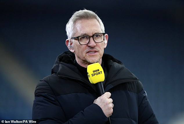Gary Lineker dice que la BBC no siempre es imparcial y acusa a los jefes de estar “demasiado influenciados por gobiernos anteriores”