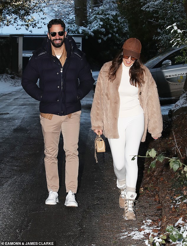 105244129-15438575-Ruben_Amorim_and_his_wife_Maria_looked-a-1_1767717417995.jpg