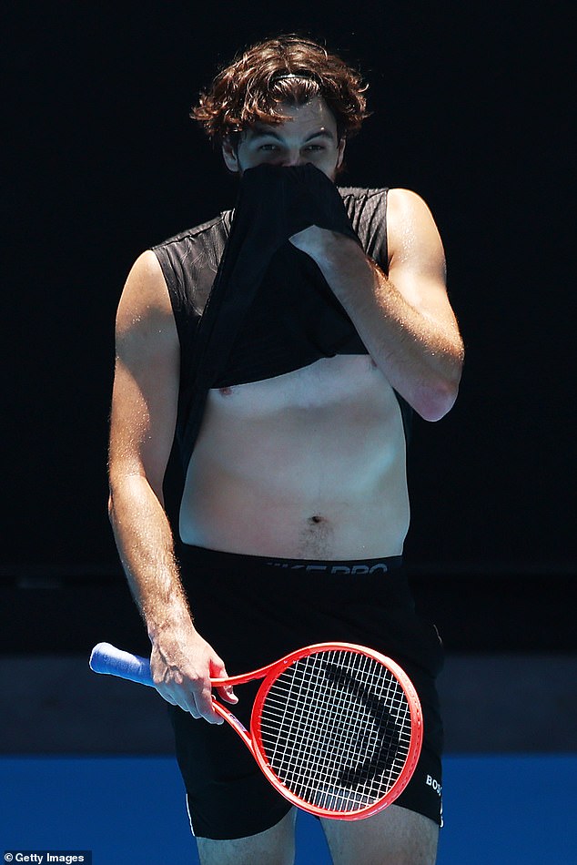 Vea la foto que avergonzó a la estrella del Abierto de Australia, Taylor Fritz