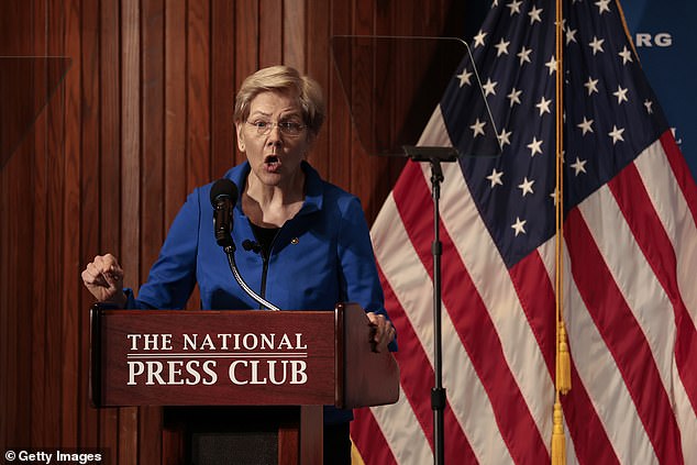 Donald Trump hace una llamada telefónica sorpresa con Elizabeth Warren después de desafiarla… El senador revela detalles de su conversación