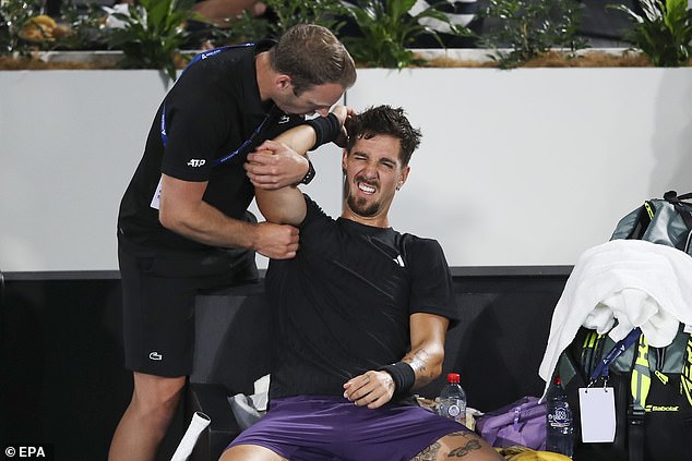 Thanasi Kokkinakis revela temores por su salud y futuro tras ganar un partido con parte de un muerto implantado en su cuerpo