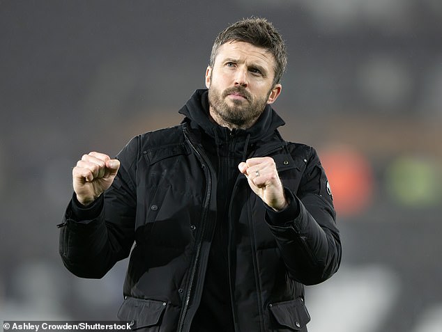 Revelado: Lo que el nuevo jefe interino Michael Carrick ya ha dicho sobre los jugadores del Man United y por qué es un problema inmediato para Kobbi Mainoo y Bruno Fernandes