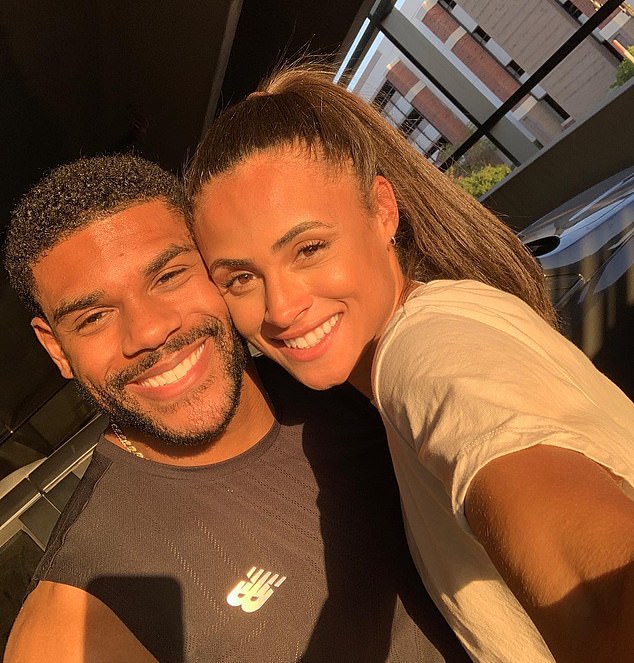 La campeona olímpica estadounidense Sydney McLaughlin-Levrone y su exmarido estrella de la NFL anuncian noticias familiares