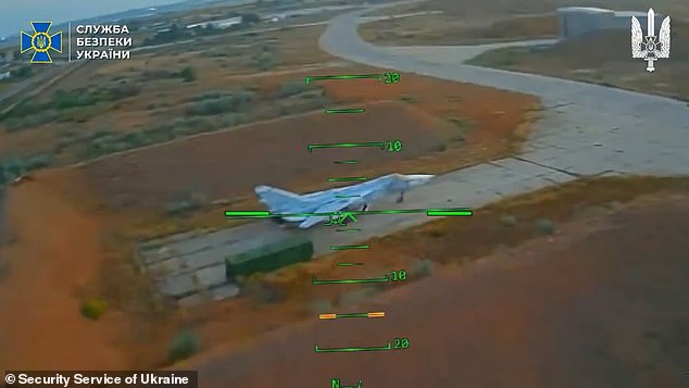 Los drones ucranianos destruyen aviones militares por valor de mil millones de dólares en atrevidas incursiones en Rusia después de la Operación Telaraña