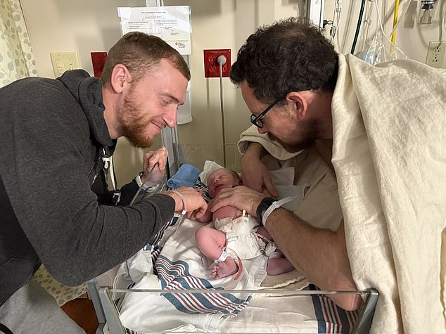 Multimillonarios dentro de Silicon Valley hacen una apuesta “arriesgada” para diseñar bebés genéticamente superiores… y la gente está dispuesta a pagar fortunas para “acelerar la evolución”