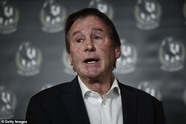 El exjefe de Collingwood comparte una GRAN actualización de salud después de dejar su puesto en la lucha contra el cáncer.