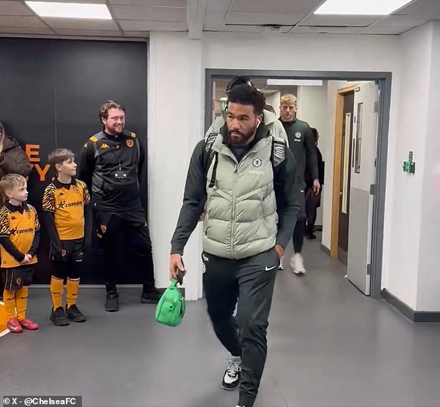El ‘arrogante’ Chelsea está siendo criticado por ignorar por completo a las excitables jóvenes mascotas del Hull City