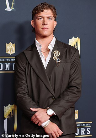 Por qué Jaxson Dart pidió consejo a Travis Kelce y Patrick Mahomes antes de la temporada de la NFL