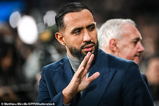 Marsella MAYHEM: El propietario rechaza la dimisión del funcionario que “se peleó con Mason Greenwood” y degrada al presidente de su club cuando llega en avión por primera vez desde la marcha de Roberto De Zerbi