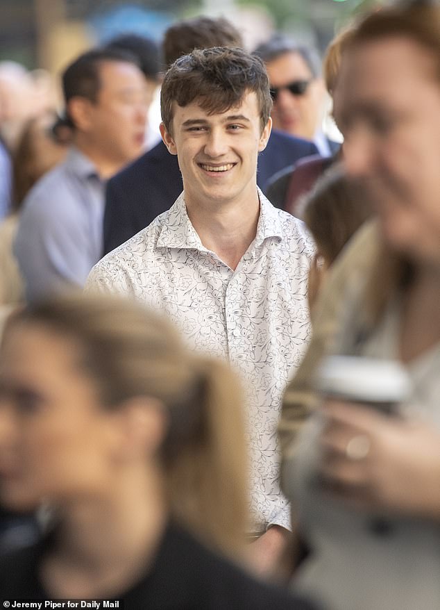 Los repugnantes ataques del estudiante universitario escocés Ethan Ungerbock a una adolescente con problemas quedan al descubierto, después de que se le permitió volver a caminar libre