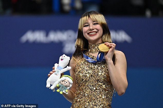 Alysa Liu finalmente pone fin a la espera de 24 años de Estados Unidos por una medalla de oro en patinaje artístico en los Juegos Olímpicos de Invierno al ganar una final angustiosa.
