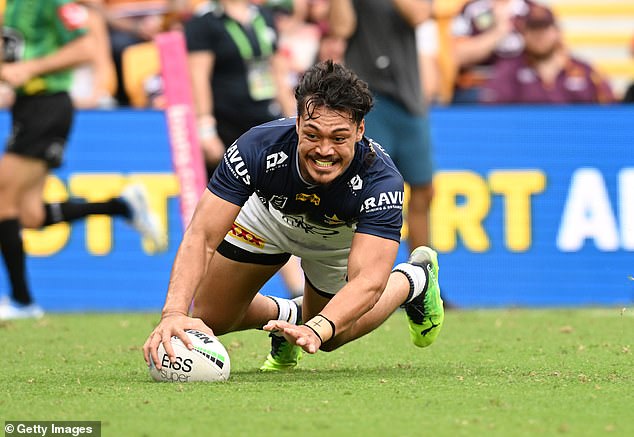 La estrella de State of Origin revela la angustia de su madre que lo dejó cuando era niño y trató de regresar cuando se convirtió en una estrella de la NRL