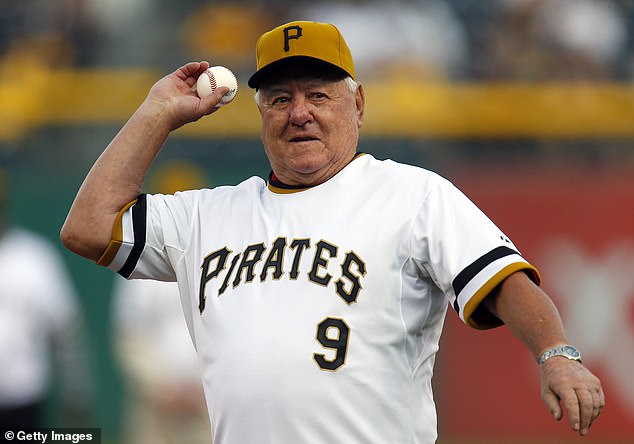 El ícono del béisbol Bill Mazeroski, quien conectó uno de los jonrones más emblemáticos de la historia, murió a la edad de 89 años.