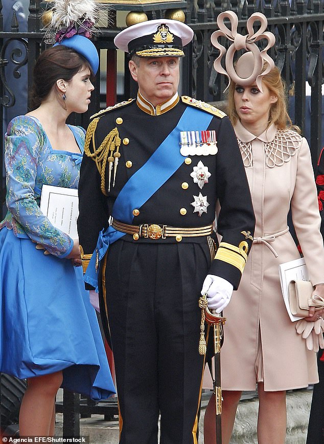 El cuestionado Andrew Mountbatten-Windsor “utilizó la boda del príncipe William para impulsar su posición como embajador comercial del Reino Unido”, incluida una “charla de apoyo” con el ex primer ministro David Cameron.