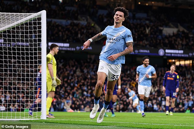 Man City 2-1 Newcastle: No es una victoria que definirá la carrera por el título, pero se te puede perdonar que pienses que sí lo es, escribe JACK GAUGHAN – El equipo reconstruido de Pep Guardiola es vibrante, emocionante e impredecible