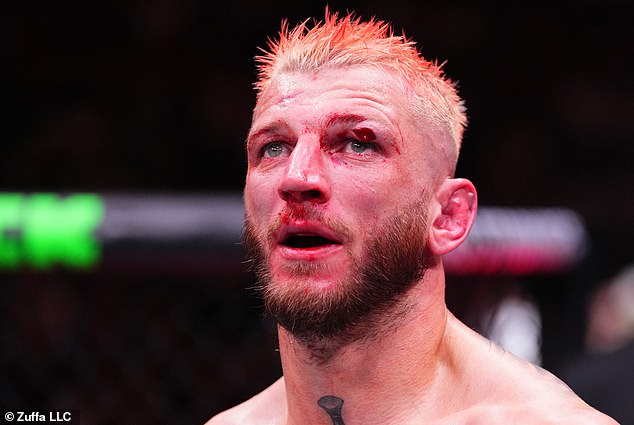 El ex manager de David Beckham hizo un video amenazando a su yerno estrella de UFC por afirmar que engañó a su esposa con otro hombre.