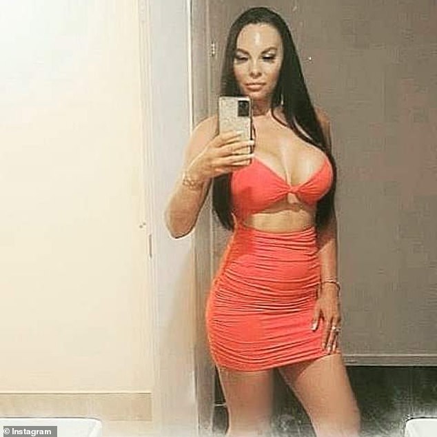 Mujer encontrada muerta en su casa de Bellbird Park; surgen detalles espantosos y la policía inicia una investigación por asesinato