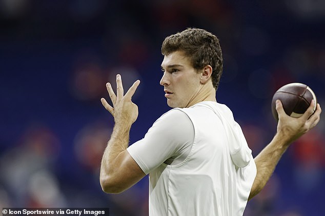 Analista de la NFL da la alarma sobre la presunta selección número uno Fernando Mendoza durante el juego combinado